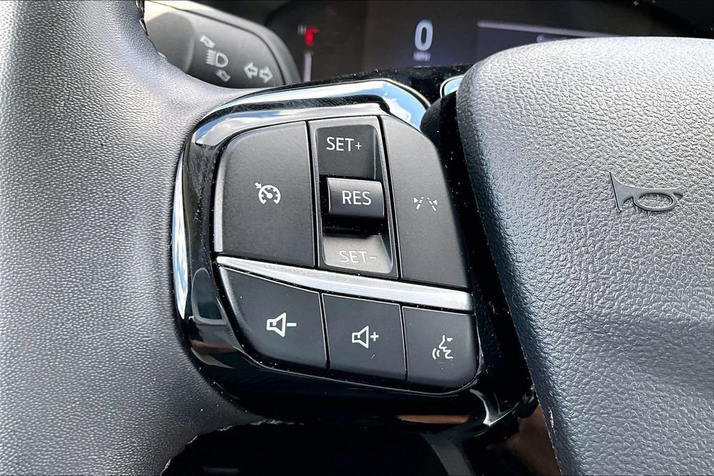 Used 2024 Ford Escape Active w/ Cold Weather Package FWD image 16