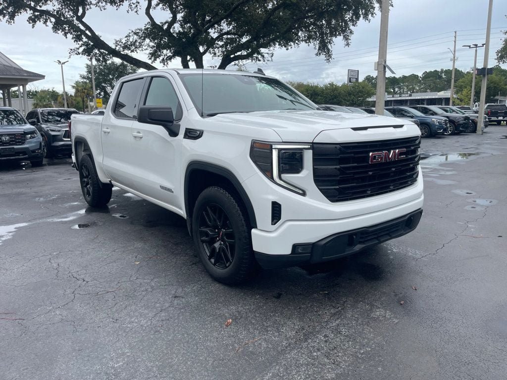 Used 2025 GMC Sierra 1500 Elevation AWD/4WD image 7