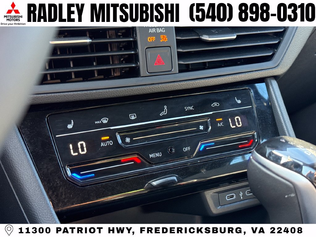 Used 2026 Volkswagen Jetta SE FWD image 10