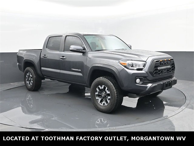 Used 2022 Toyota Tacoma TRD Off-Road image 3