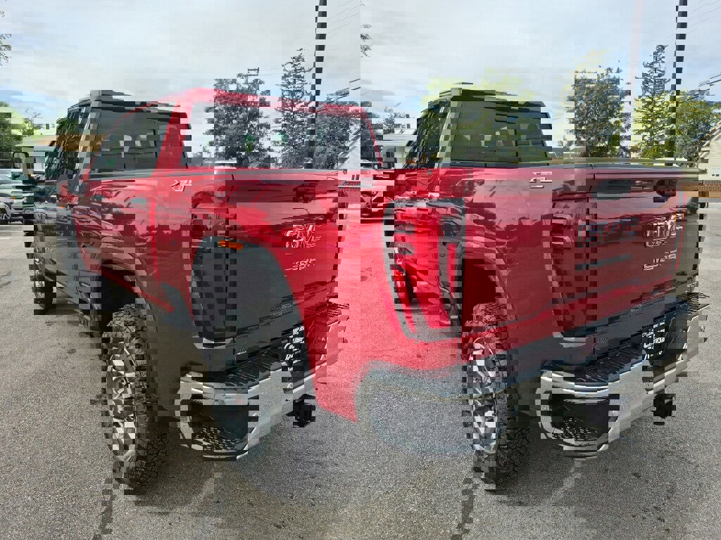 New 2026 GMC Sierra 3500 SLT image 3