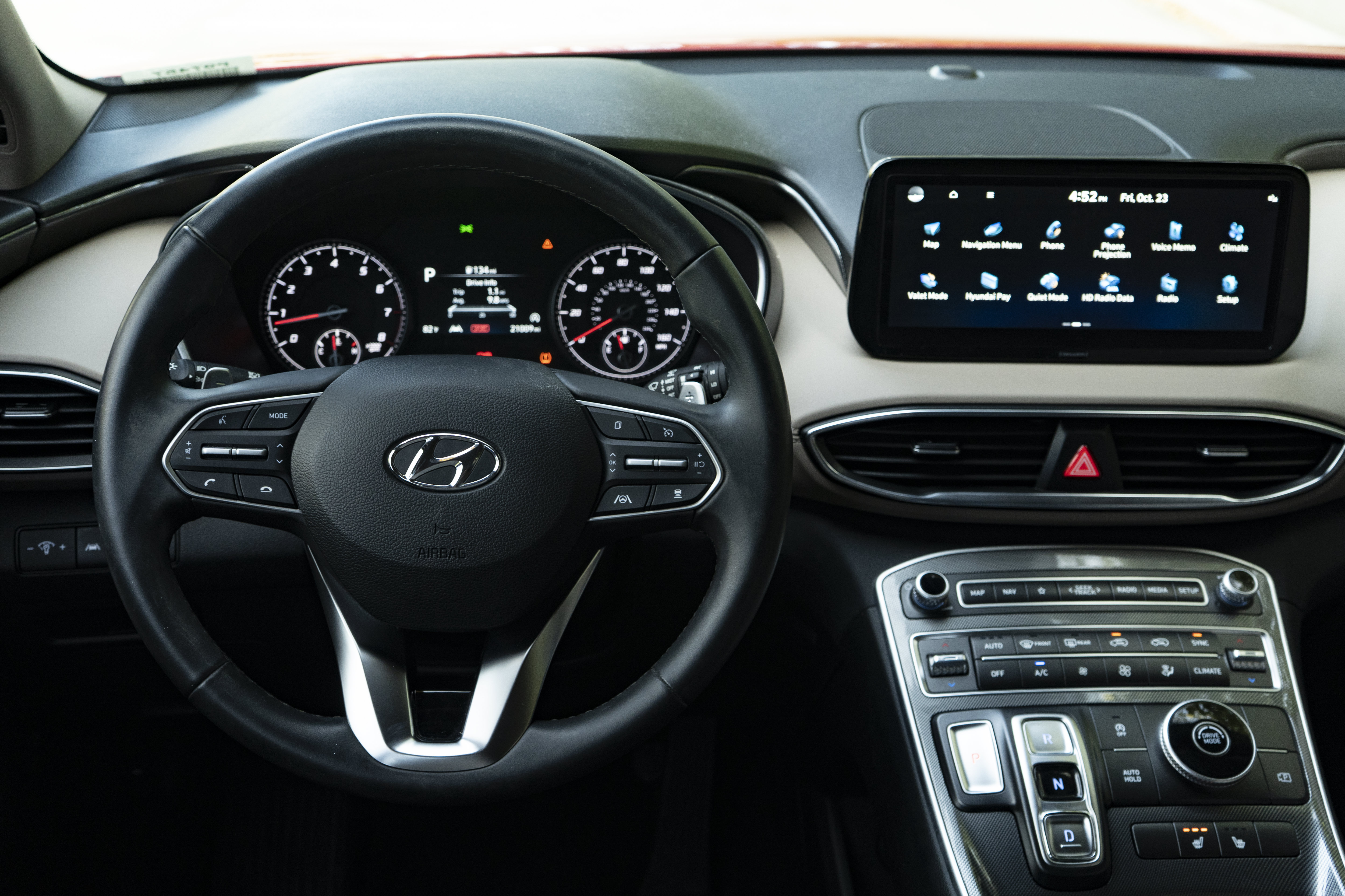 Used 2023 Hyundai Santa Fe SEL FWD image 19