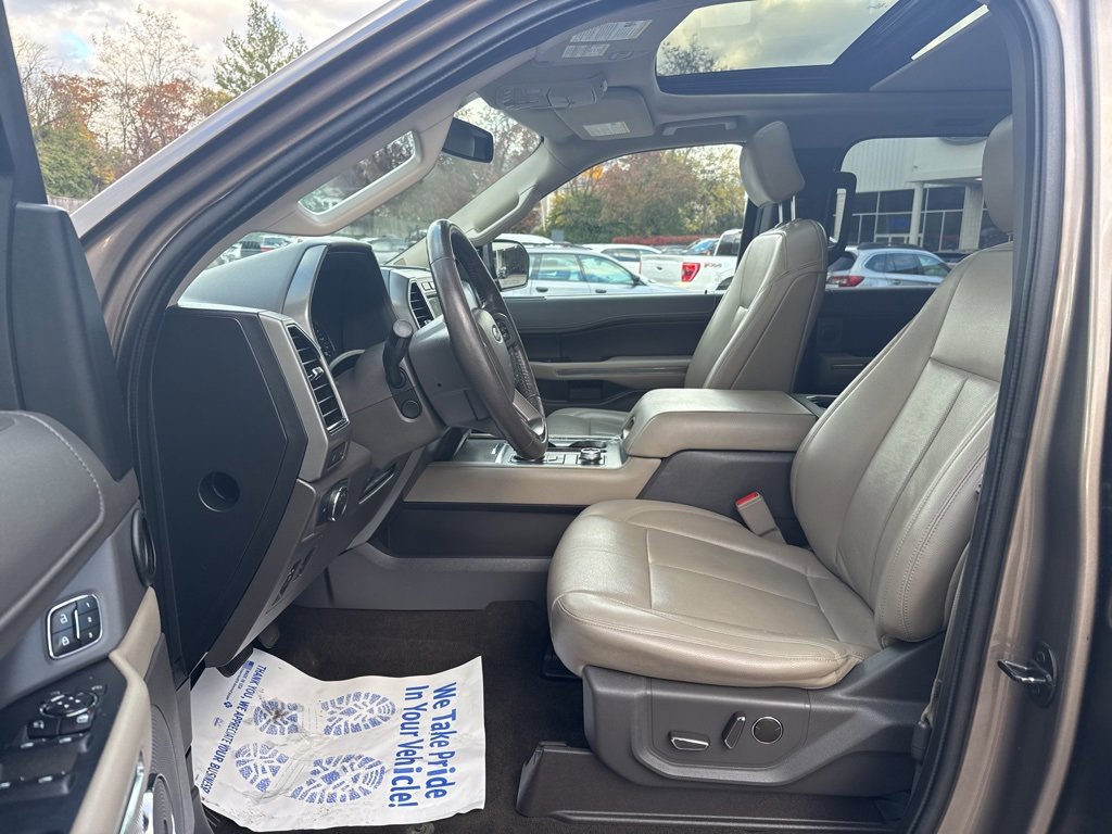 Certified 2019 Ford Expedition XLT w/ Equipment Group 202A image 21