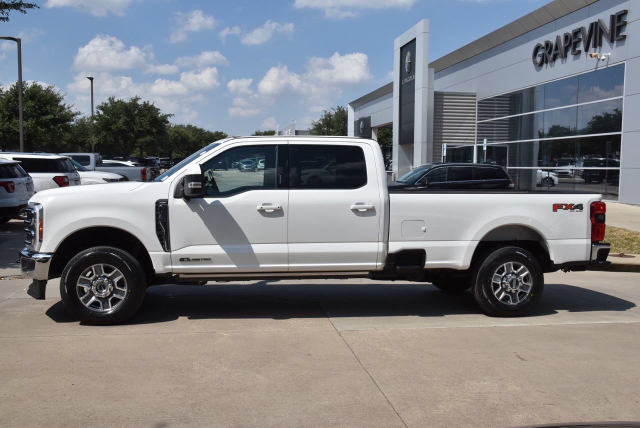 Used 2023 Ford F250 Lariat w/ Lariat Ultimate Package AWD/4WD image 12