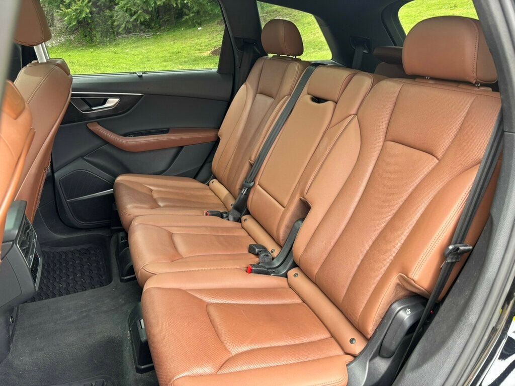 Used 2021 Audi Q7 3.0T Premium Plus w/ Executive Package AWD/4WD image 17