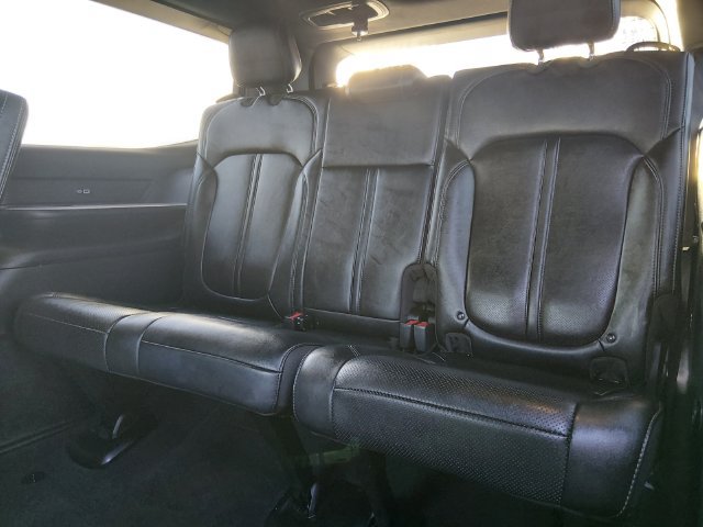Used 2024 Jeep Wagoneer Series II AWD/4WD image 14