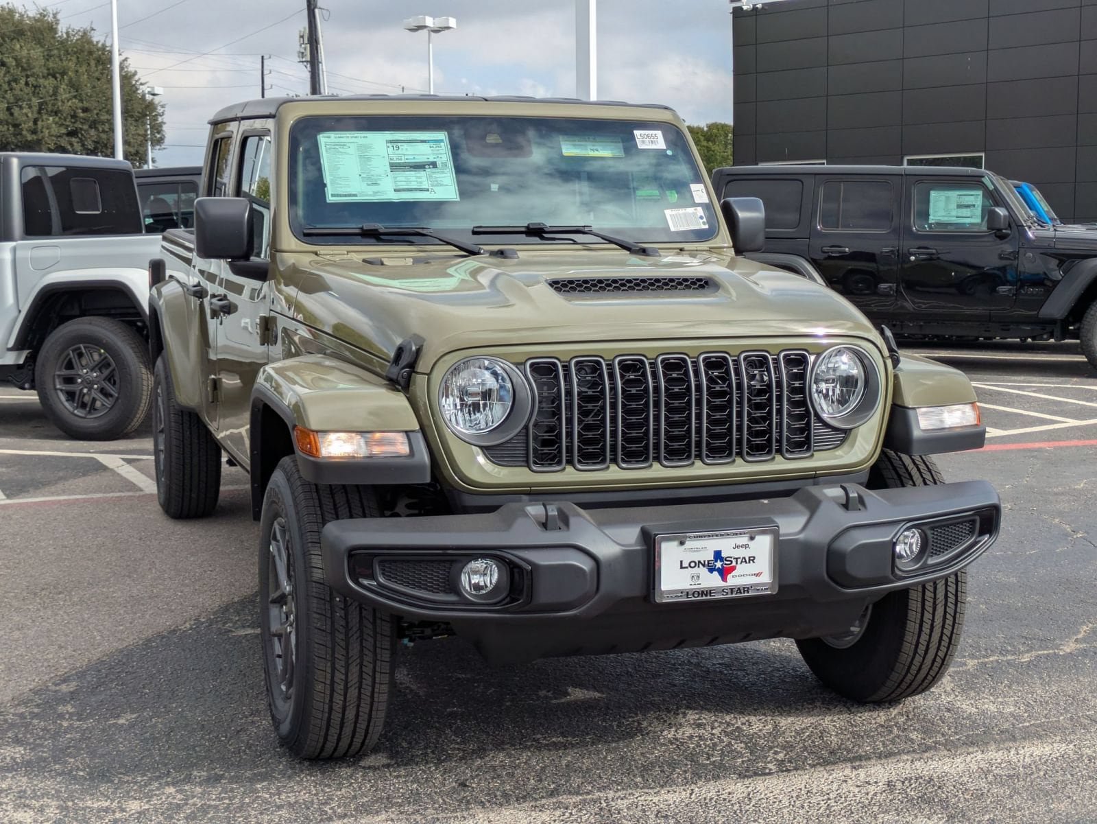 New 2025 Jeep Gladiator Sport AWD/4WD image 1