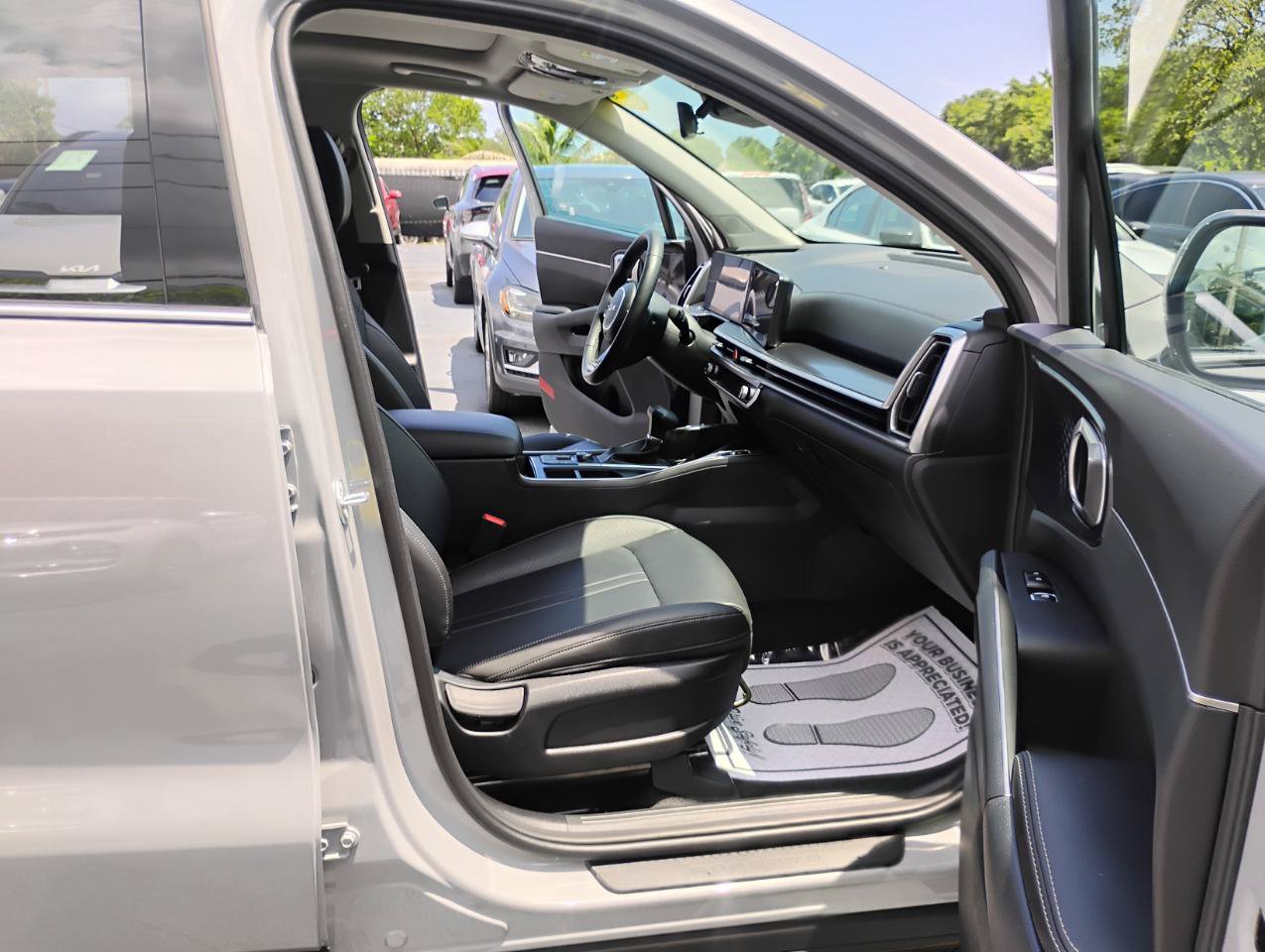 Used 2024 Kia Sorento S w/ Panoramic Sunroof Package FWD image 36