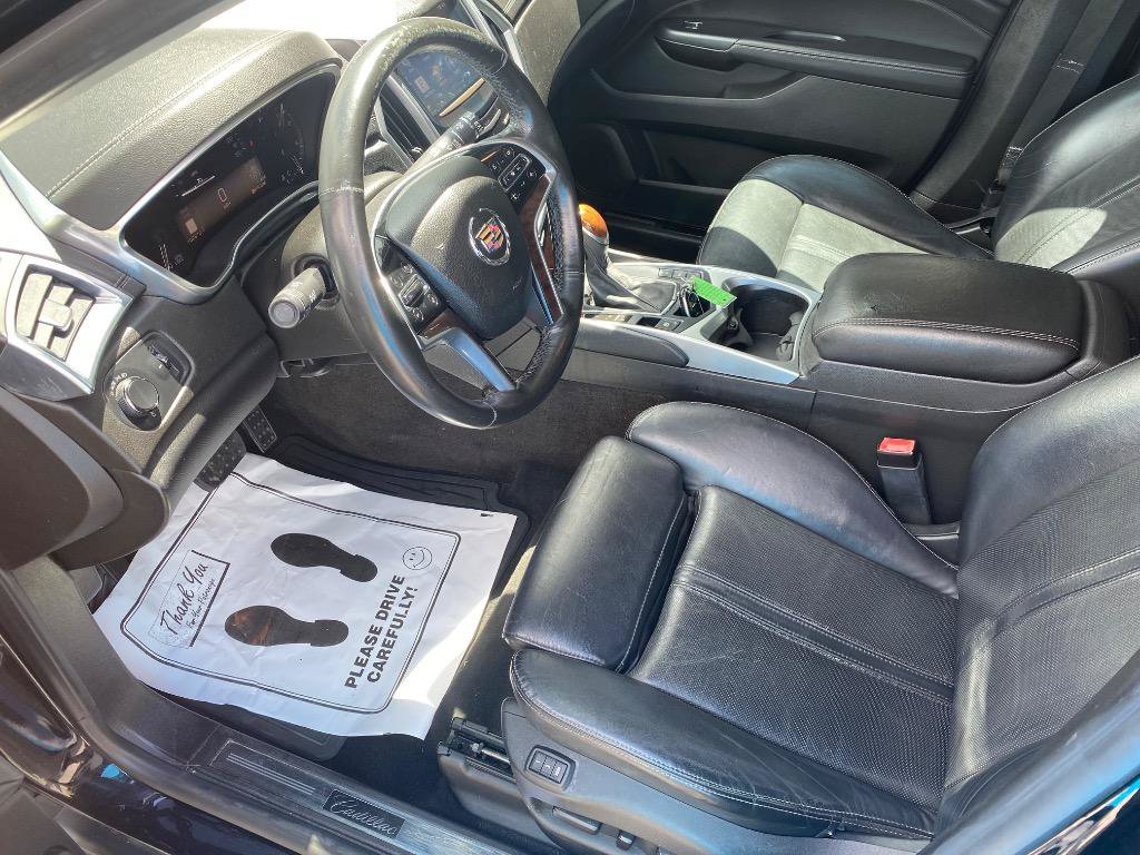 Used 2015 Cadillac SRX Luxury w/ Driver Awareness Package FWD image 14