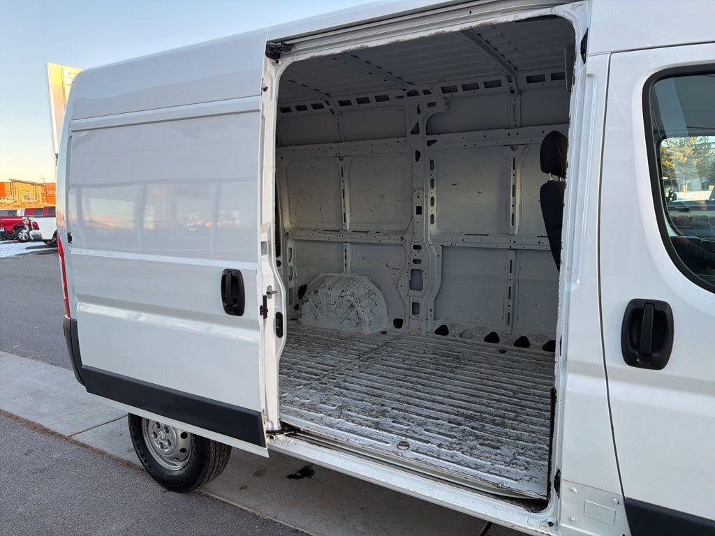 Used 2018 RAM ProMaster 2500 FWD image 25
