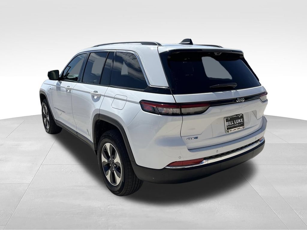 Used 2023 Jeep Grand Cherokee 4WD 4xe w/ Luxury Tech Group II image 9