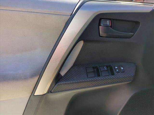 Used 2013 Toyota RAV4 XLE image 8