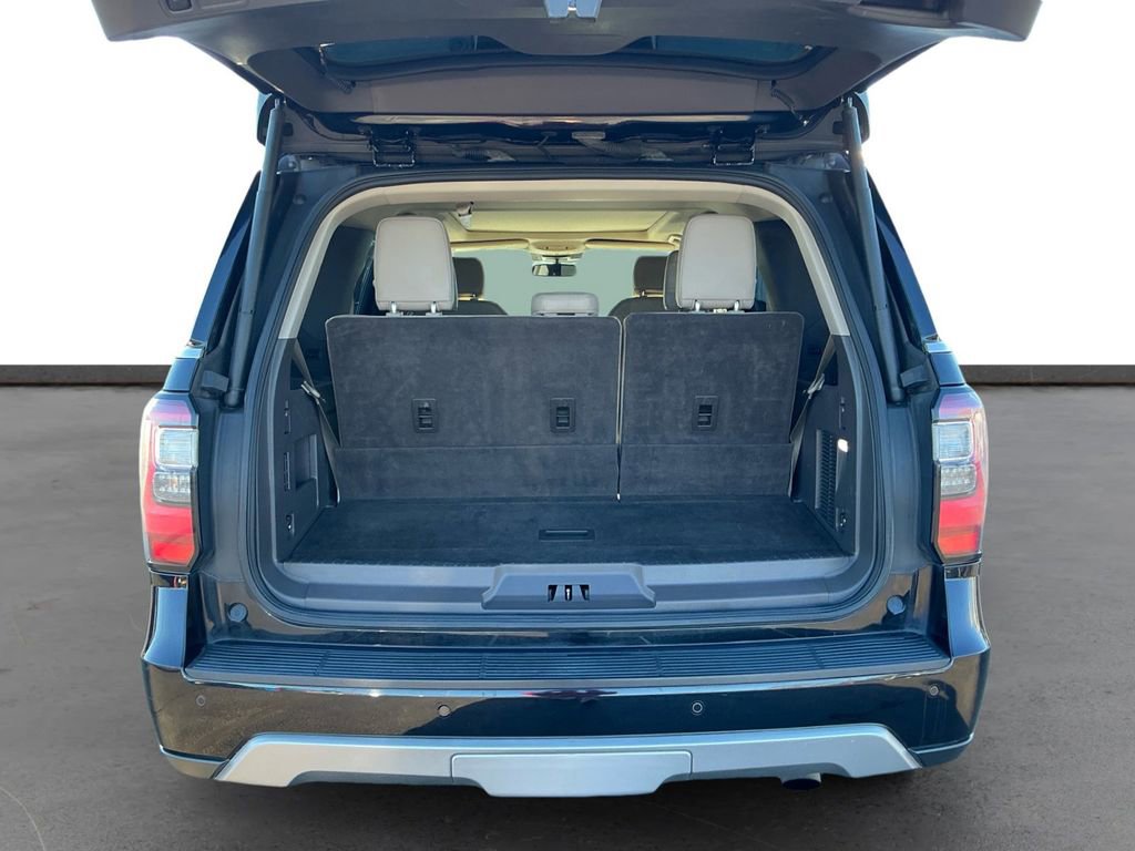 Used 2019 Ford Expedition Limited w/ Equipment Group 301A image 24