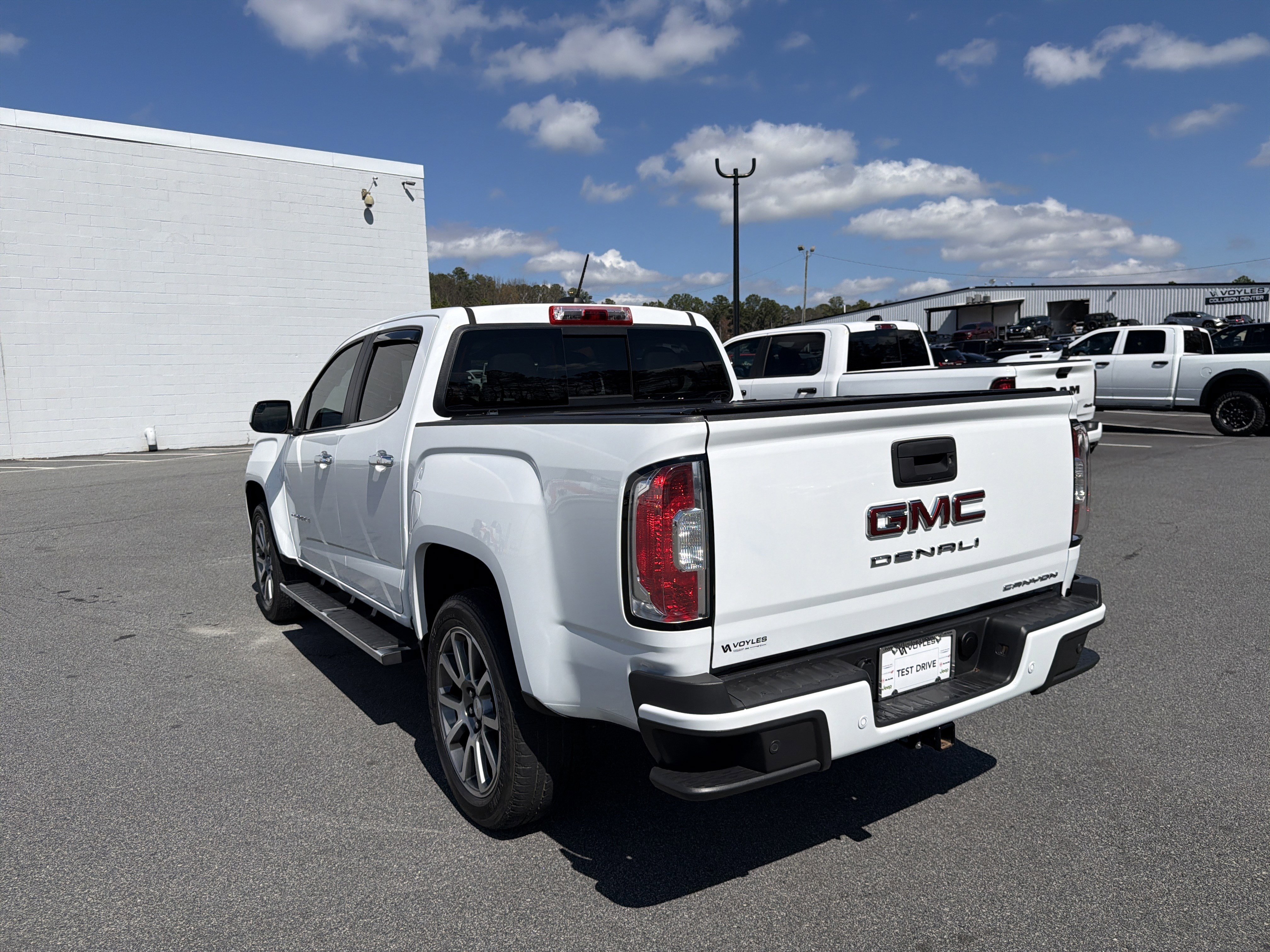 Used 2021 GMC Canyon Denali image 6