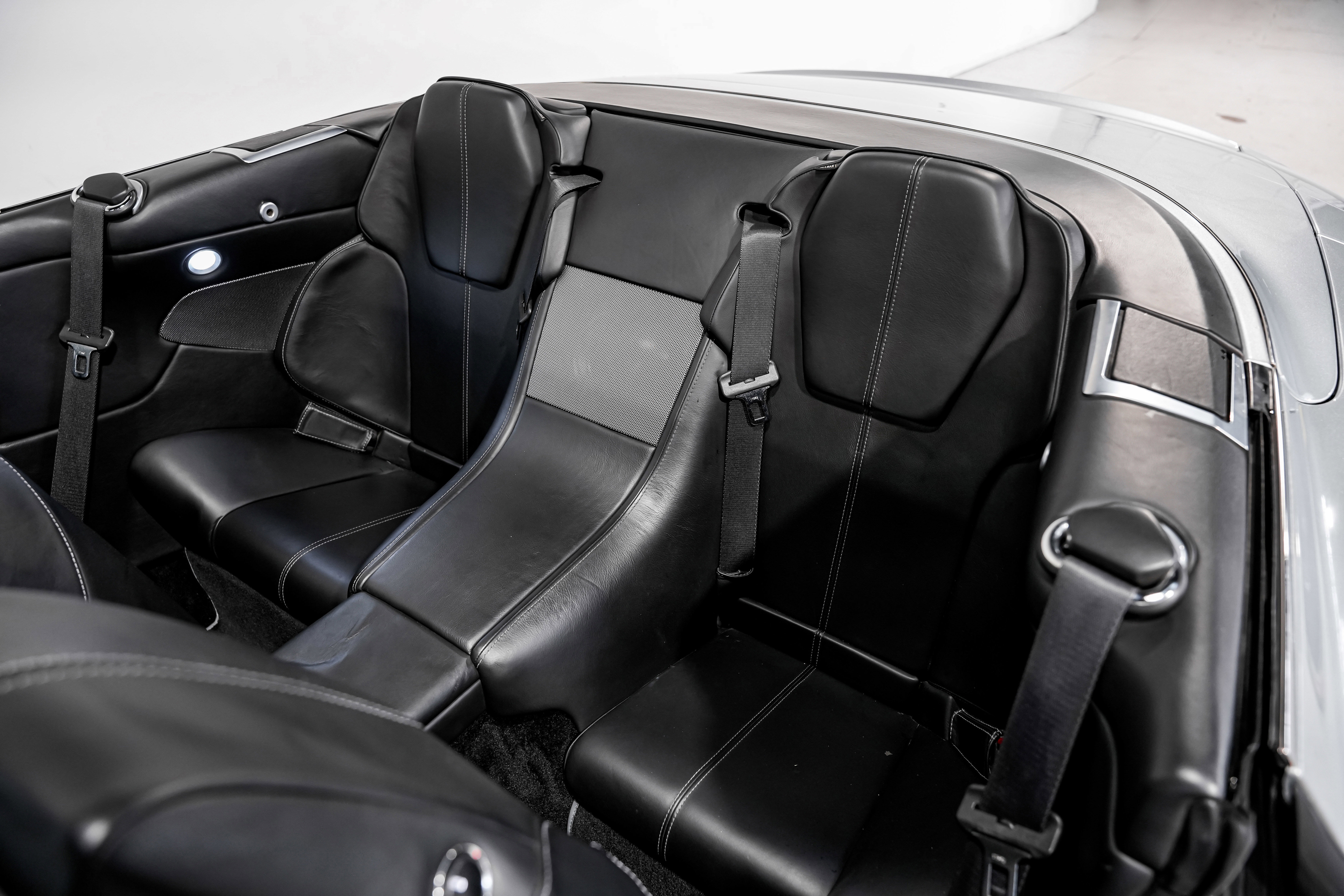 Used 2007 Aston Martin DB9 Volante image 16