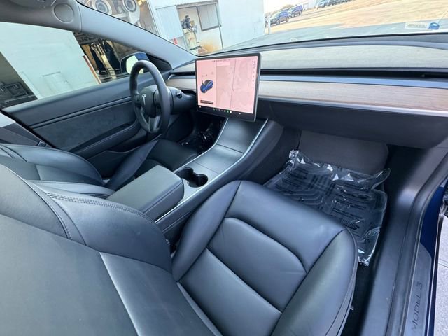Used 2020 Tesla Model 3 Long Range image 31