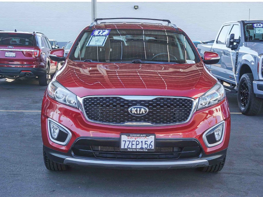 Used 2017 Kia Sorento EX FWD image 2