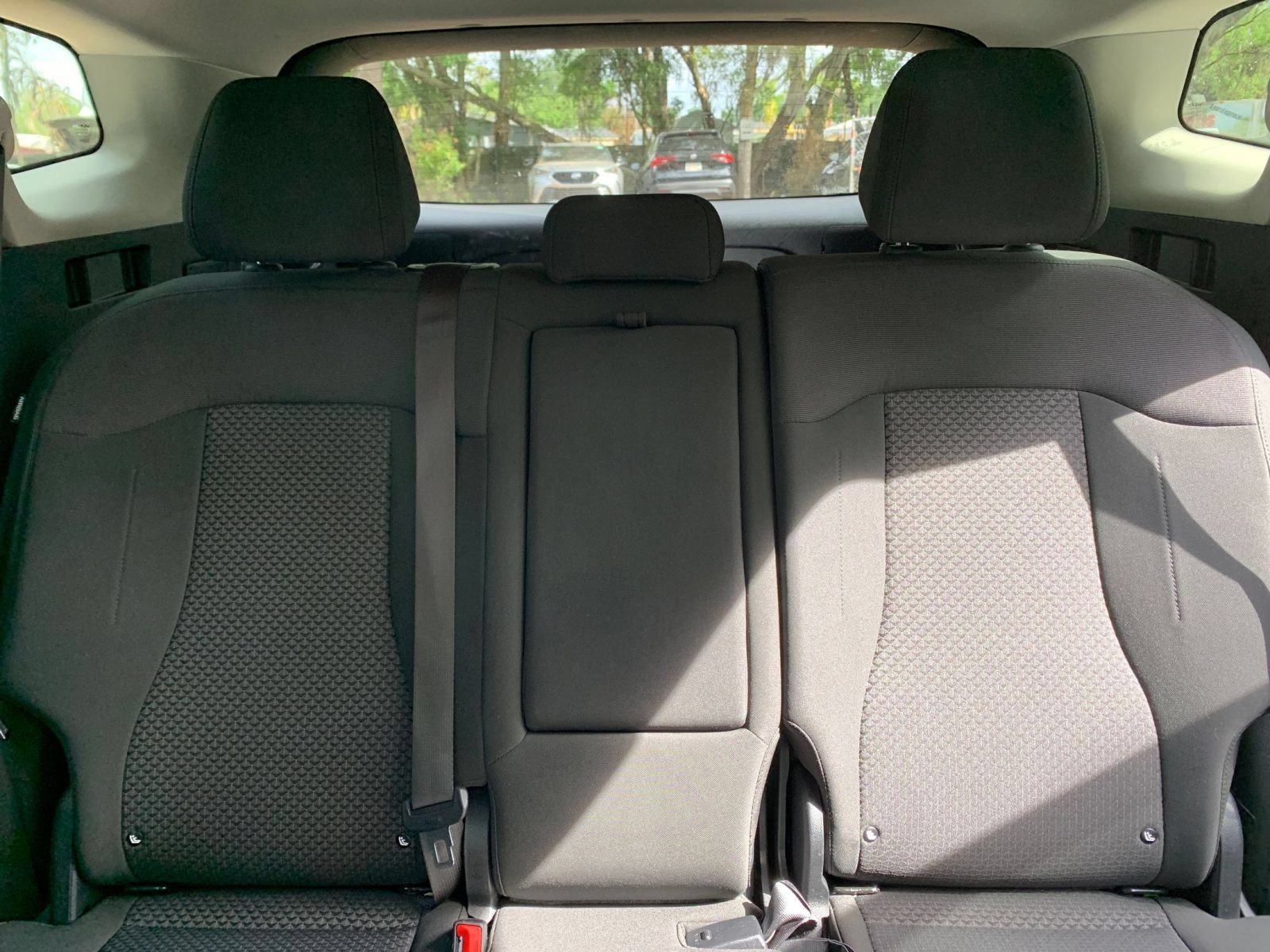 Used 2025 Kia Sportage LX FWD image 35