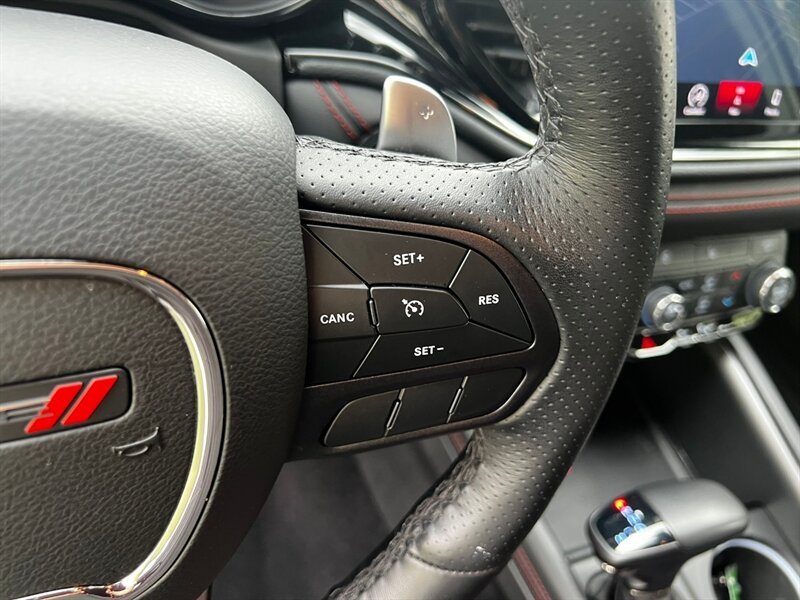 Used 2025 Dodge Durango GT AWD/4WD image 29
