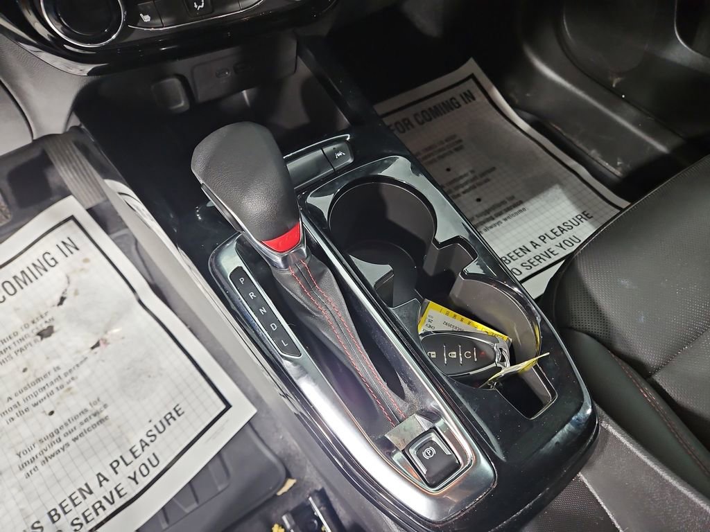 Used 2025 Chevrolet Trax RS w/ Driver Confidence Package image 23