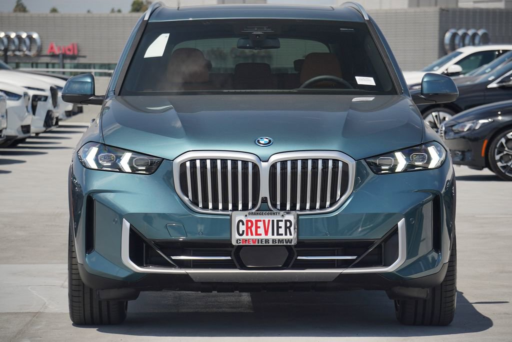 Used 2025 BMW X5 xDrive50e w/ Executive Package image 2