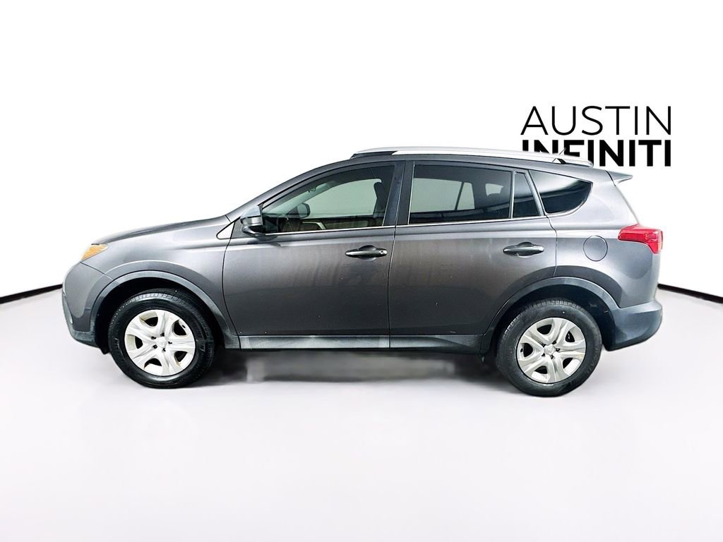 Used 2015 Toyota RAV4 LE image 4
