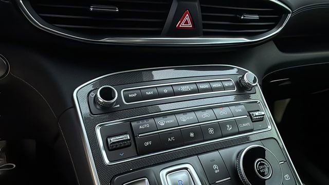Used 2022 Hyundai Santa Fe SEL w/ Convenience + Premium Package FWD image 30