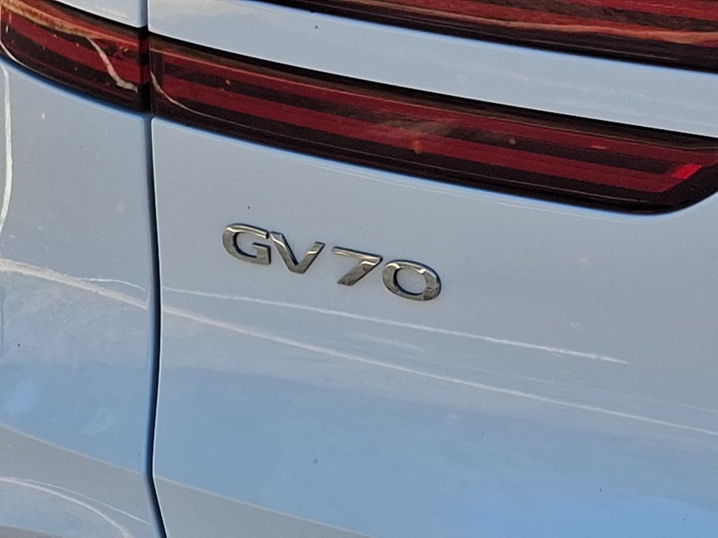 Used 2025 Genesis Electrified GV70 AWD/4WD image 24
