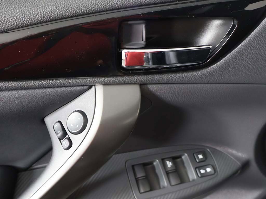 New 2026 Mitsubishi Eclipse Cross Black Edition image 33