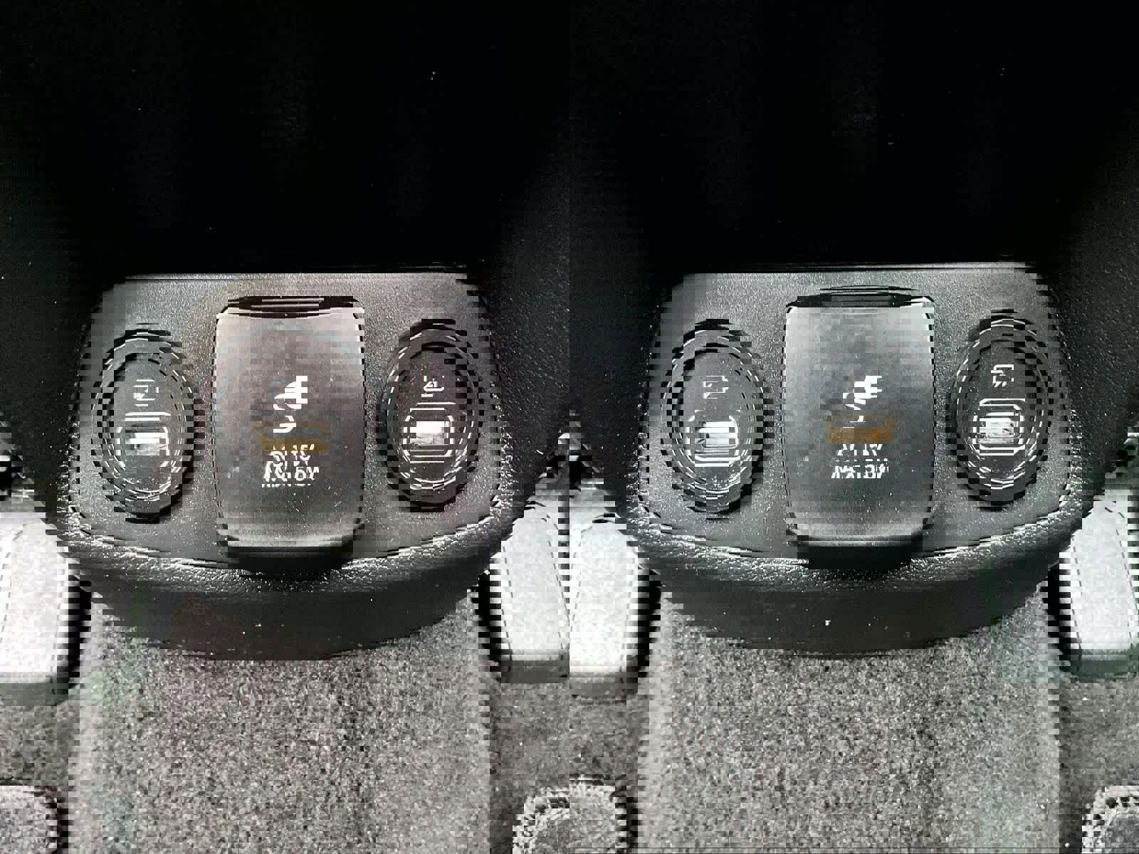 Used 2022 Hyundai Santa Fe Limited AWD/4WD image 27