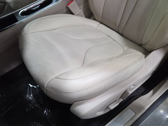 Used 2019 Lincoln MKC Reserve w/ MKC Climate Package AWD/4WD image 25