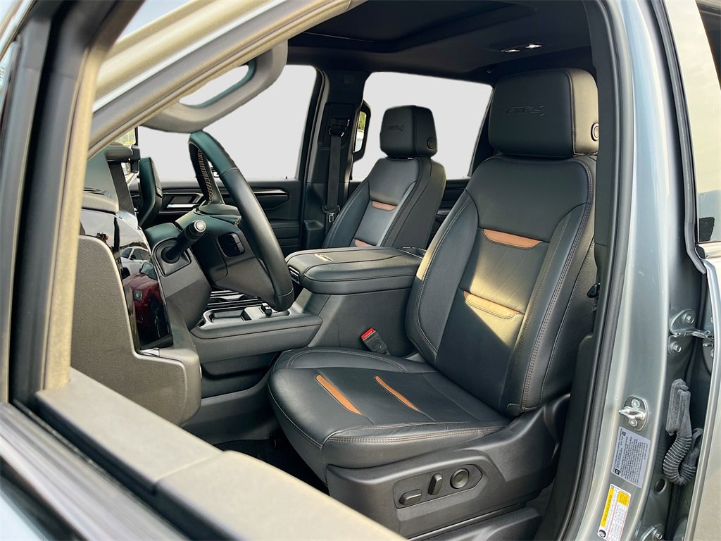 Used 2024 GMC Sierra 2500 AT4 w/ AT4 Premium Plus Package image 21