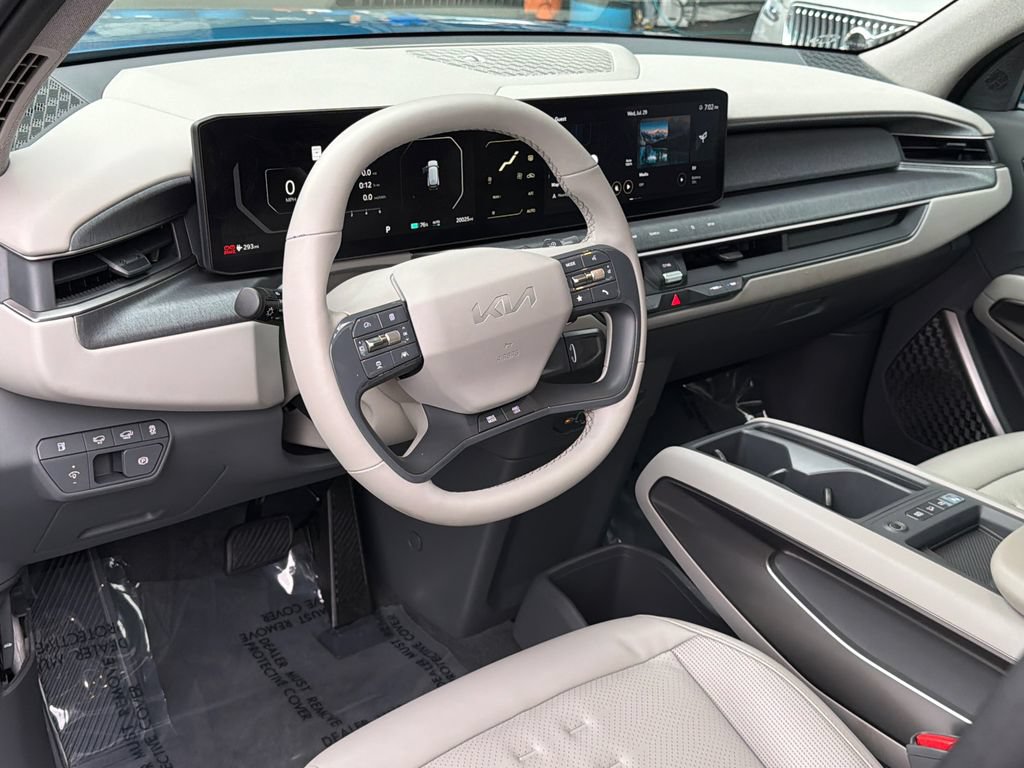 Certified 2024 Kia EV9 Wind AWD/4WD image 25