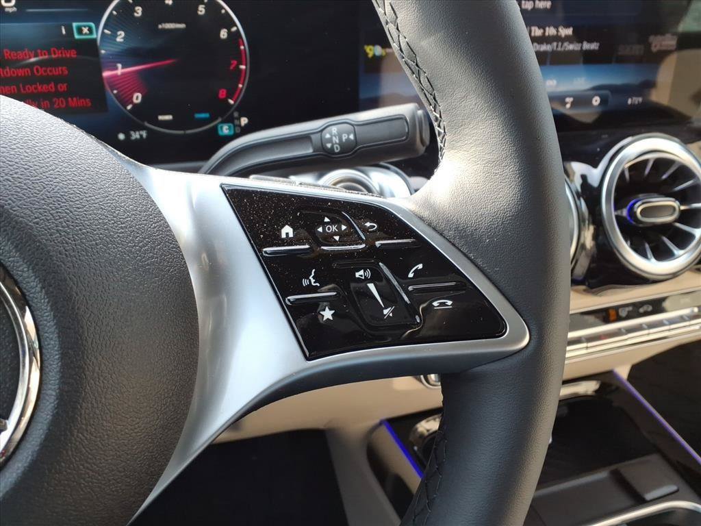 New 2026 Mercedes-Benz GLB 250 4MATIC image 14