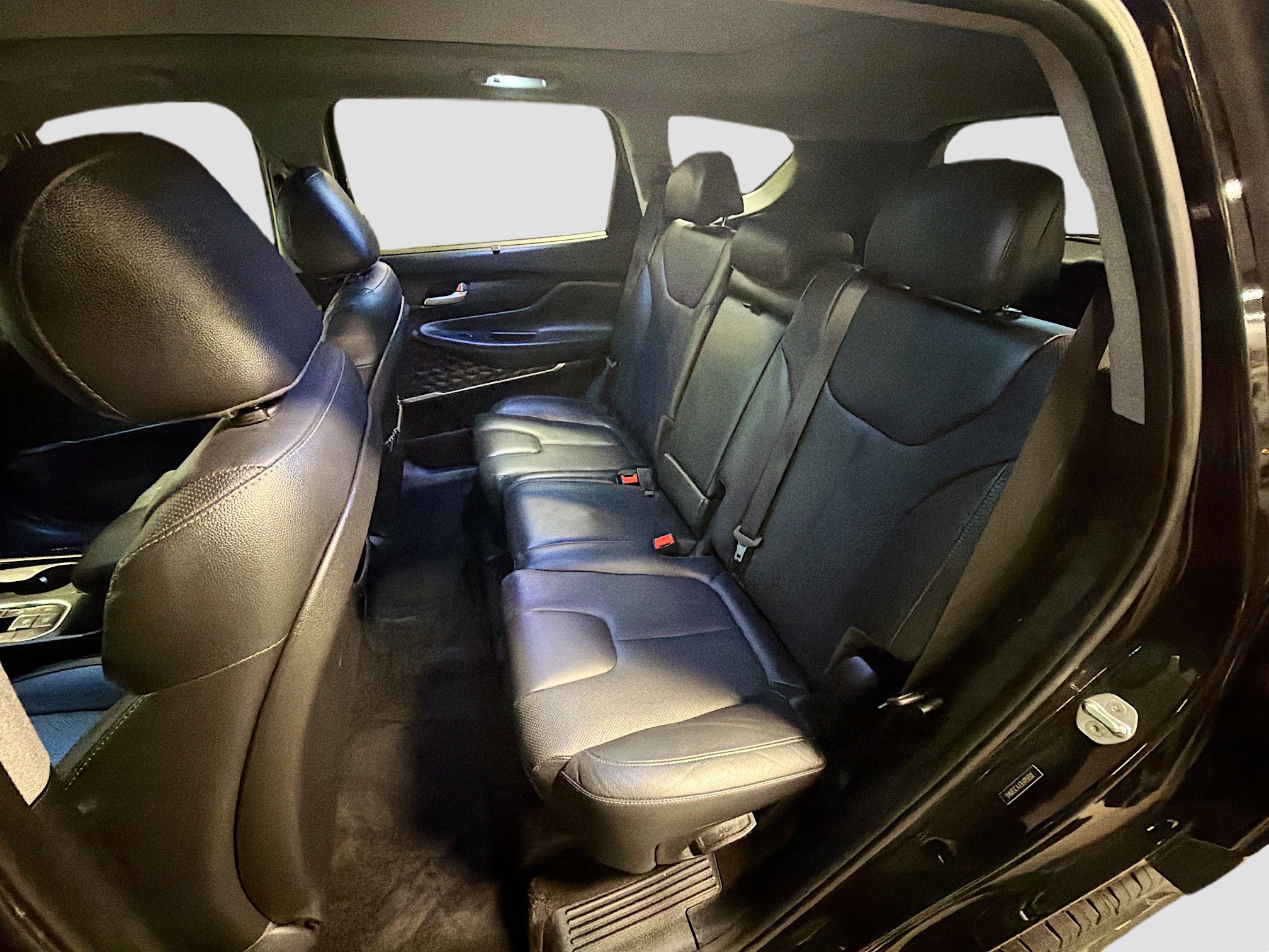 Used 2020 Hyundai Santa Fe SEL w/ Cargo Package image 29