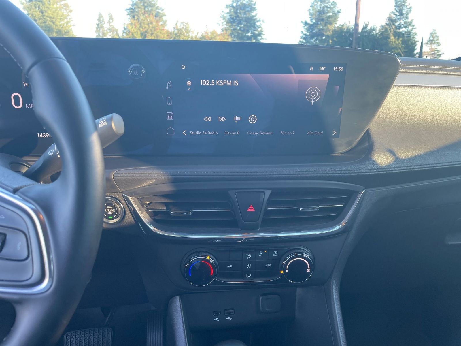 Used 2025 Buick Encore GX Preferred image 18