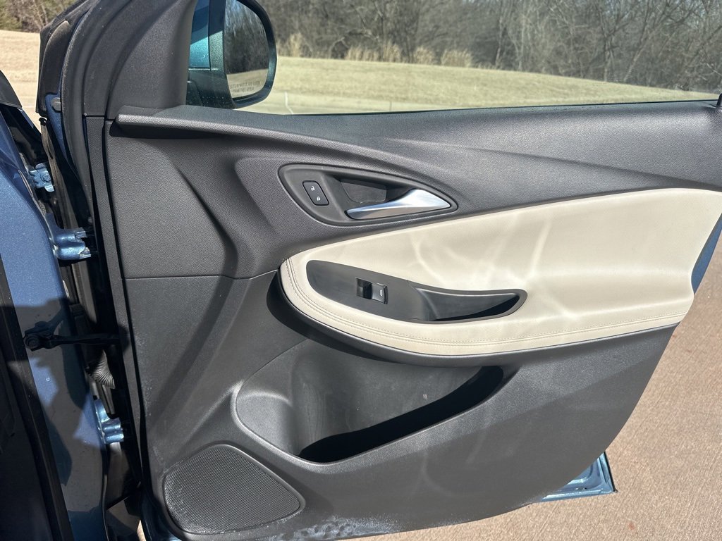 Certified 2024 Buick Encore GX Sport Touring image 35