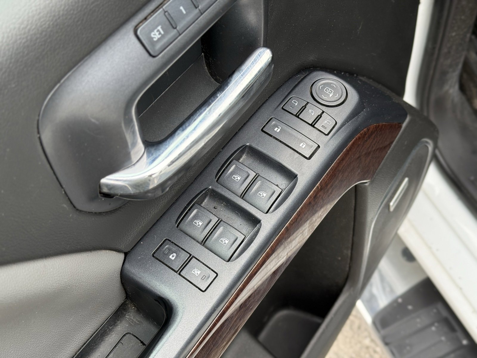 Used 2016 GMC Sierra 1500 SLT w/ SLT Premium Package image 14