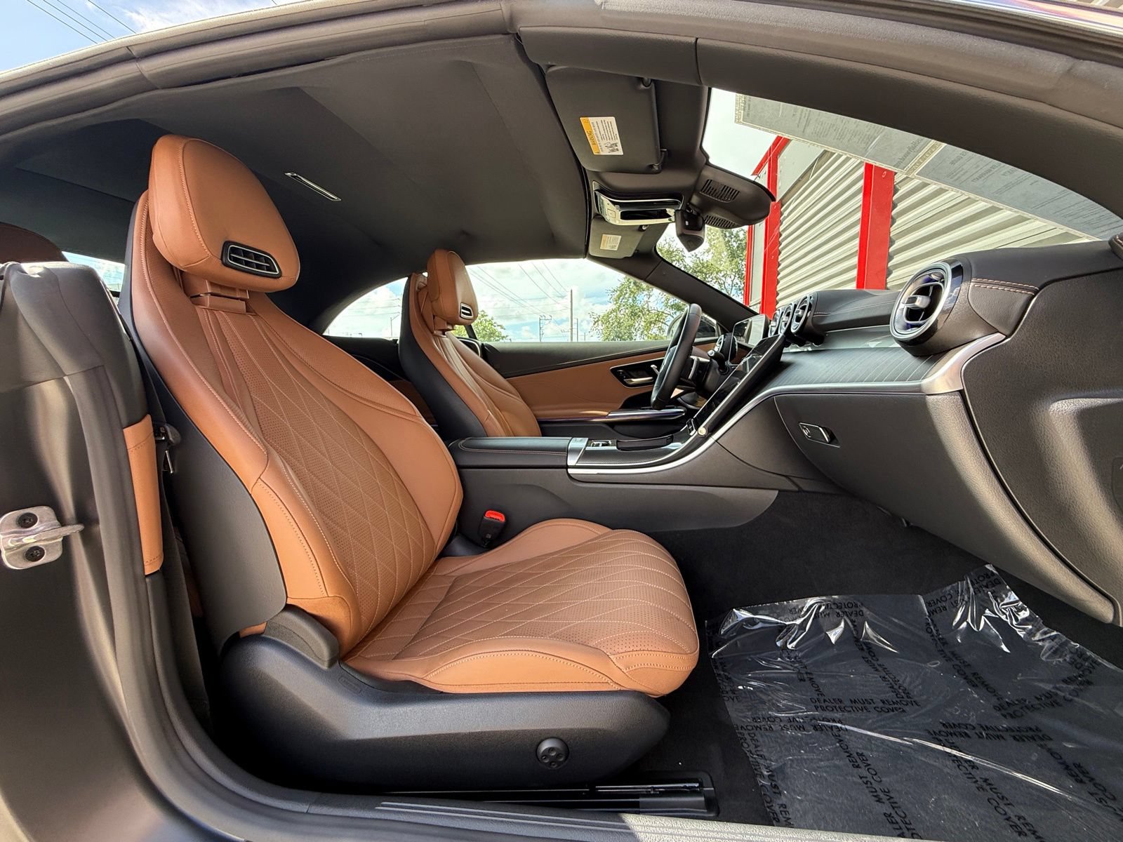 Used 2024 Mercedes-Benz CLE 300 4MATIC Cabriolet image 23