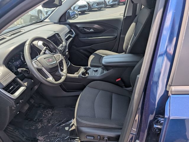 Used 2022 GMC Terrain SLE w/ Driver Convenience Package FWD image 14