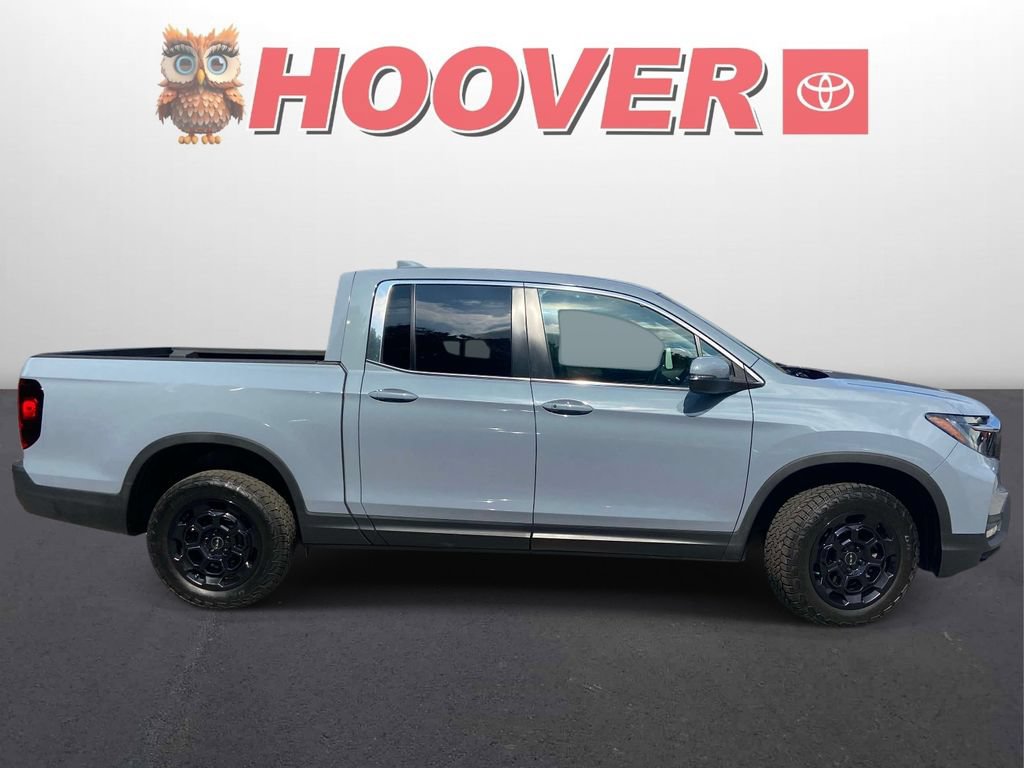 Used 2025 Honda Ridgeline RTL+ image 2