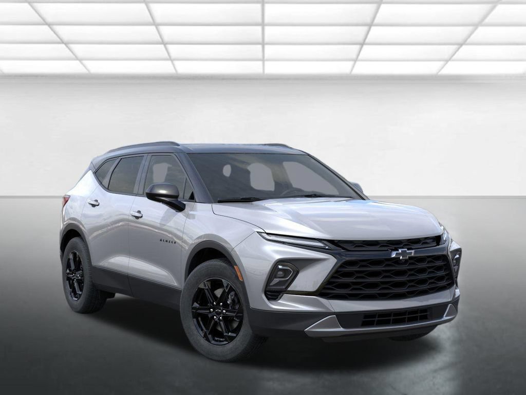 New 2026 Chevrolet Blazer LT w/ Convenience Package FWD image 30