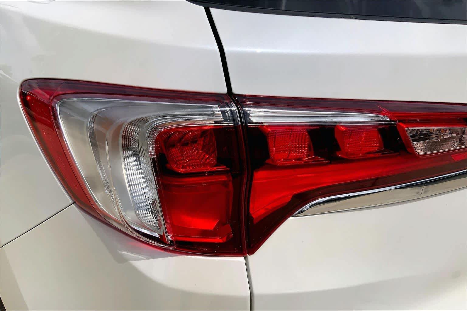 Used 2017 Acura RDX w/ Tech & AcuraWatch Plus Pack FWD image 29