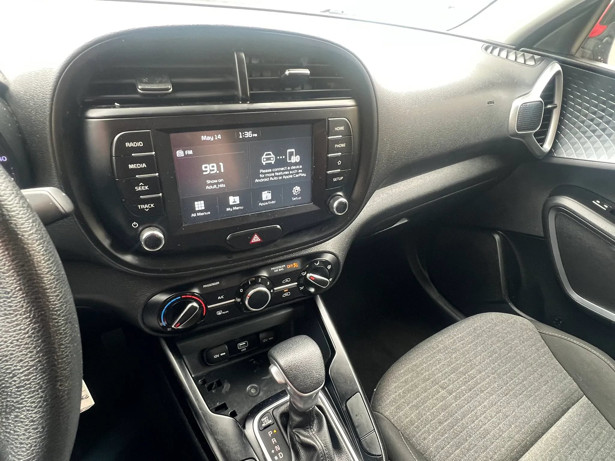 Used 2020 Kia Soul S FWD image 23
