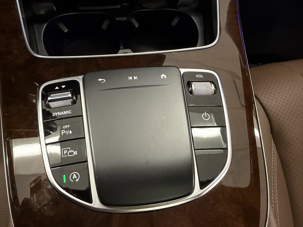 Used 2023 Mercedes-Benz E 350 4MATIC Sedan w/ Premium Package image 38