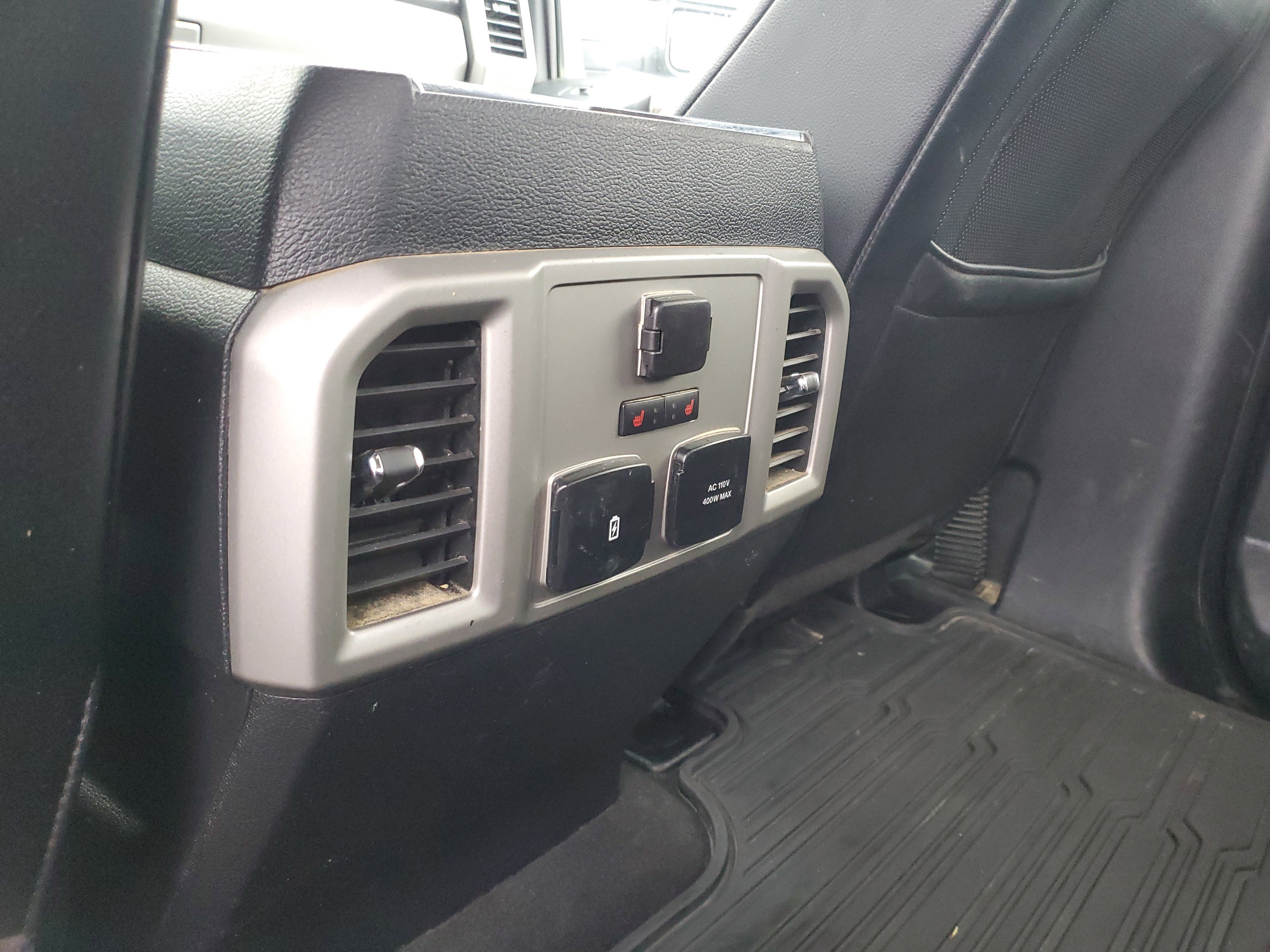Used 2019 Ford F350 Lariat image 11