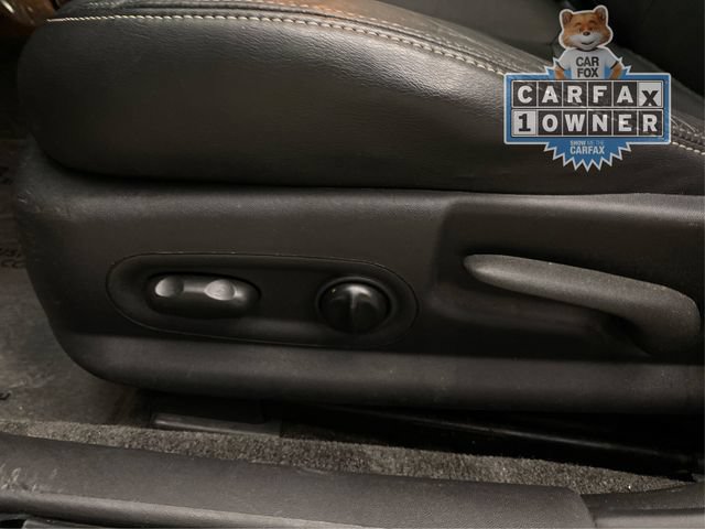 Used 2006 Pontiac Grand Prix GT w/ Sun And Sound Package FWD image 24