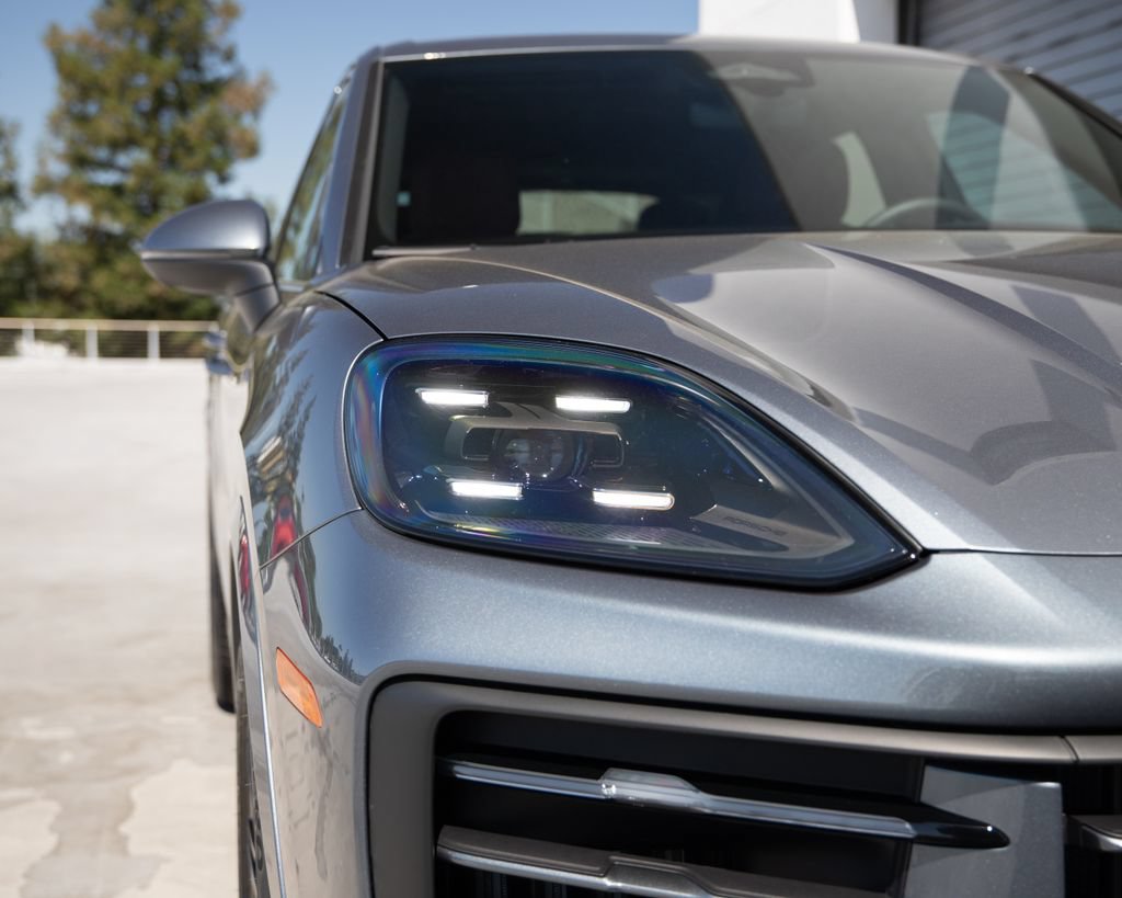 New 2026 Porsche Cayenne S AWD/4WD image 25