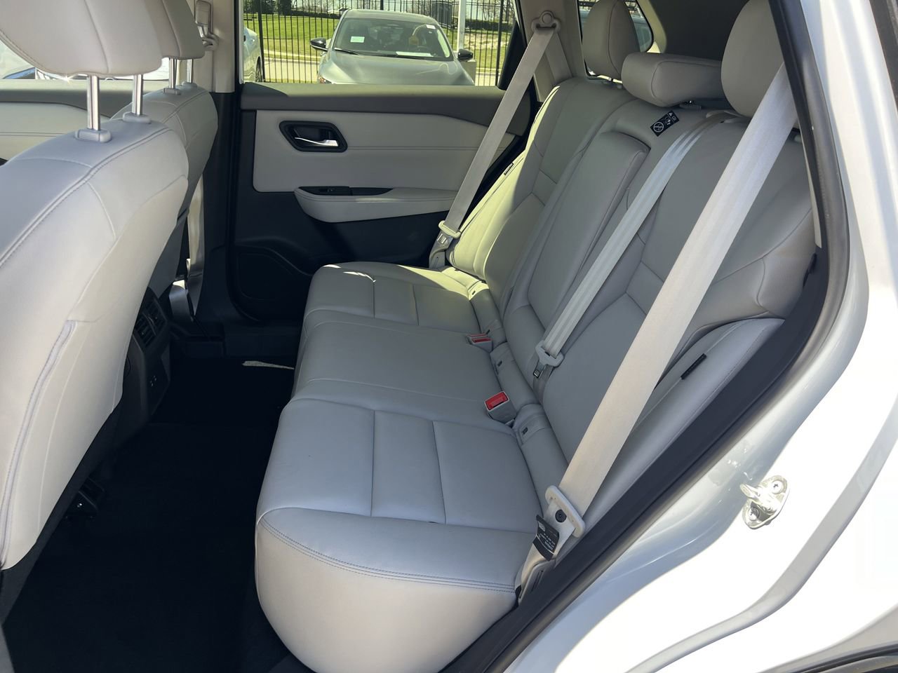 Certified 2025 Nissan Rogue SL image 11