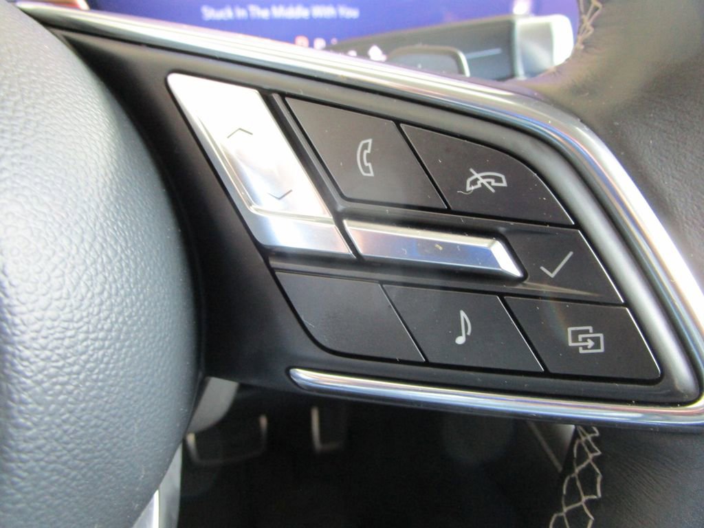 Used 2024 Buick Envision Sport Touring image 29